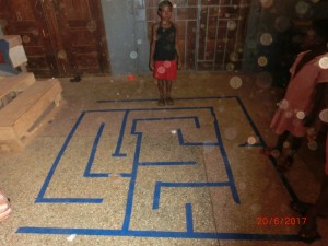 Labyrinth auf den Boden getapt