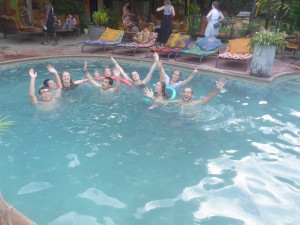  Wasserschlacht am Pool Livingstone 