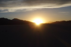 Sonnenuntergang ueber dem Salar de Uyuni
